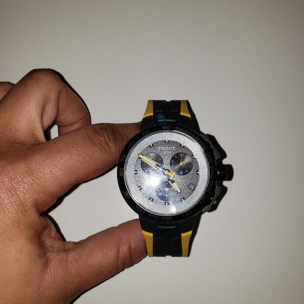 ๐HP๐ NWOT Men's Tissot Watch - Picture 3 of 4